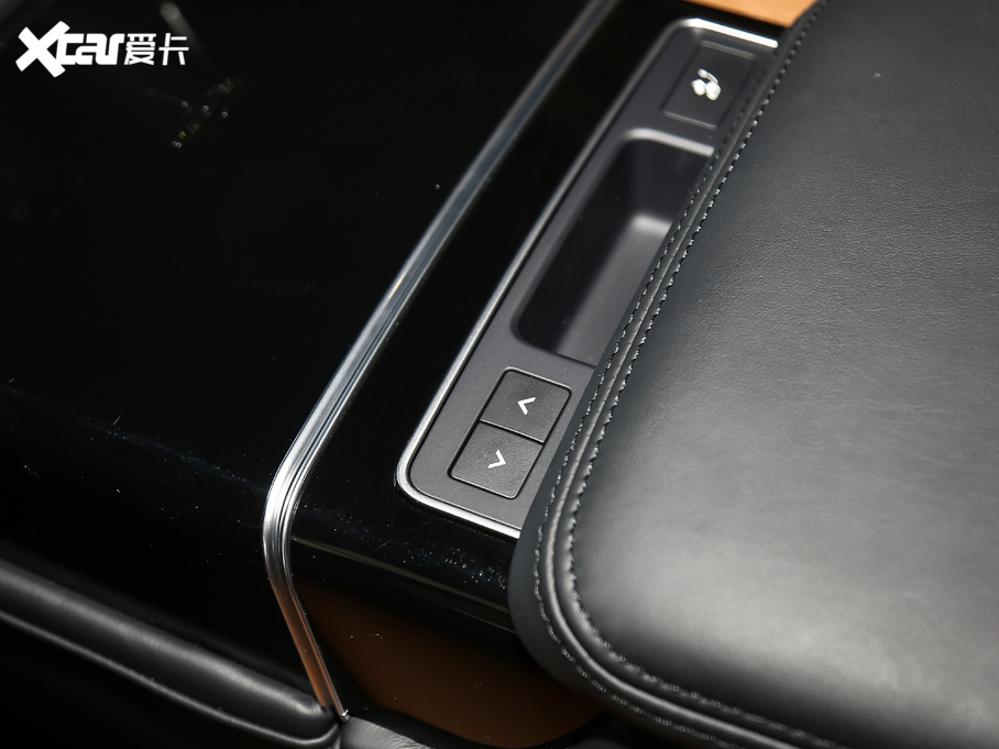 2020 5.0 V8 SC 50 SVذ