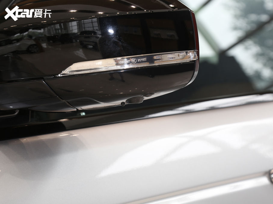 2020 5.0 V8 SC 50 SVذ