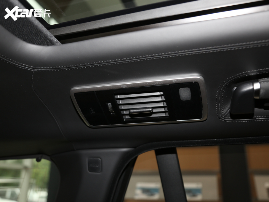 2020 5.0 V8 SC 50 SVذ