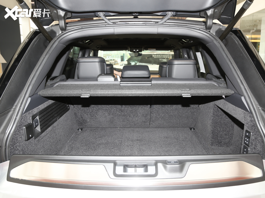 2020 5.0 V8 SC 50 SVذ