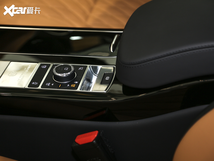 2020 5.0 V8 SC 50 SVذ