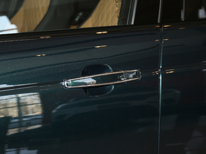 20205.0 V8 SC 50 SVذ {T