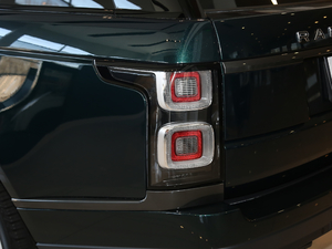 20205.0 V8 SC 50 SVذ ^