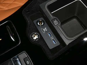 20205.0 V8 SC 50 SVذ g