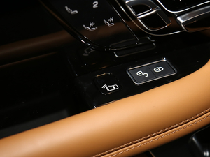 20205.0 V8 SC 50 SVذ g