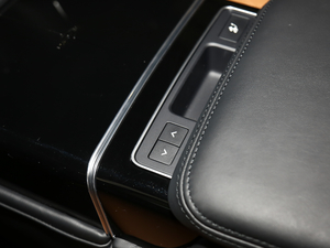 20205.0 V8 SC 50 SVذ g