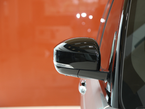 20205.0 V8 SC 50 SVذ ^