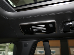 20205.0 V8 SC 50 SVذ g