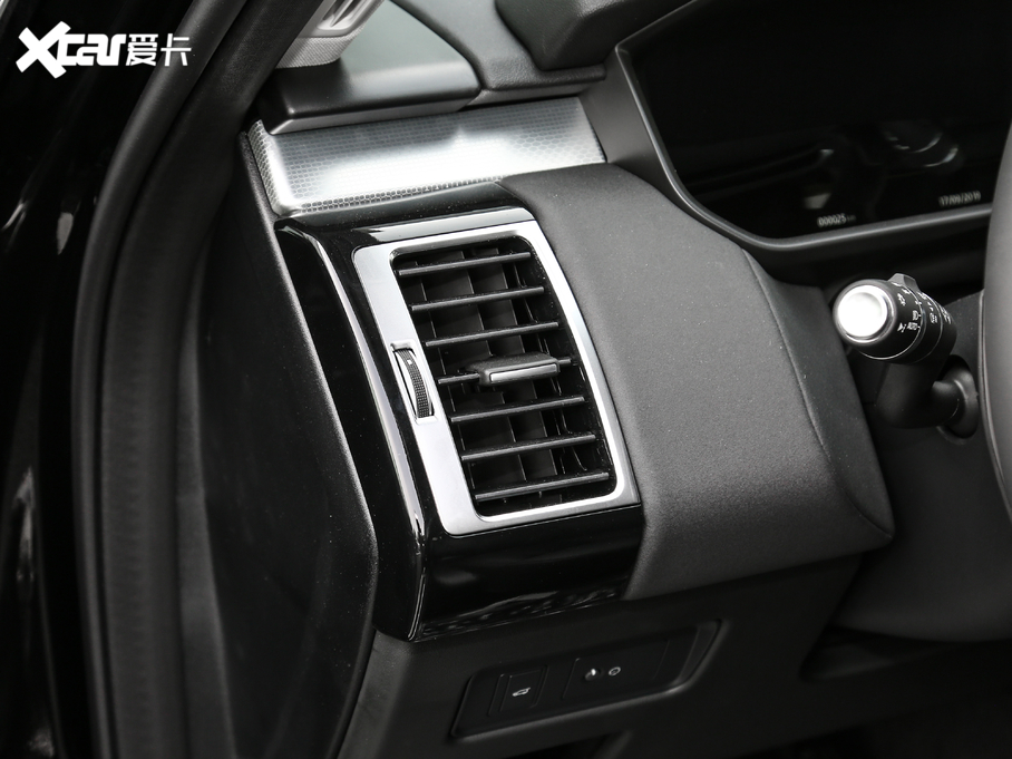 2020l(f)F(xin) 3.0 V6 30؄e