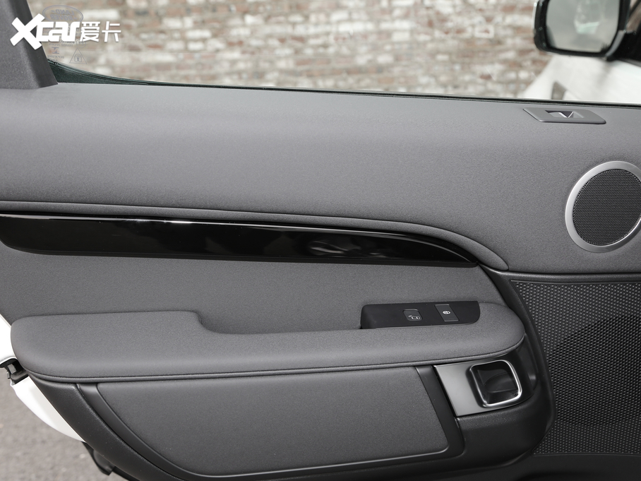 2020l(f)F(xin) 3.0 V6 SE