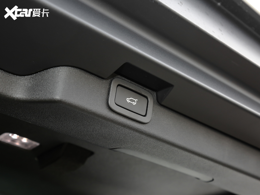 2020l(f)F(xin) 2.0T SE