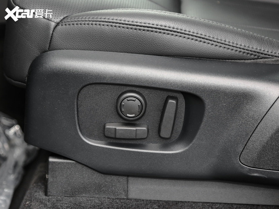 2020l(f)F(xin) 2.0T SE