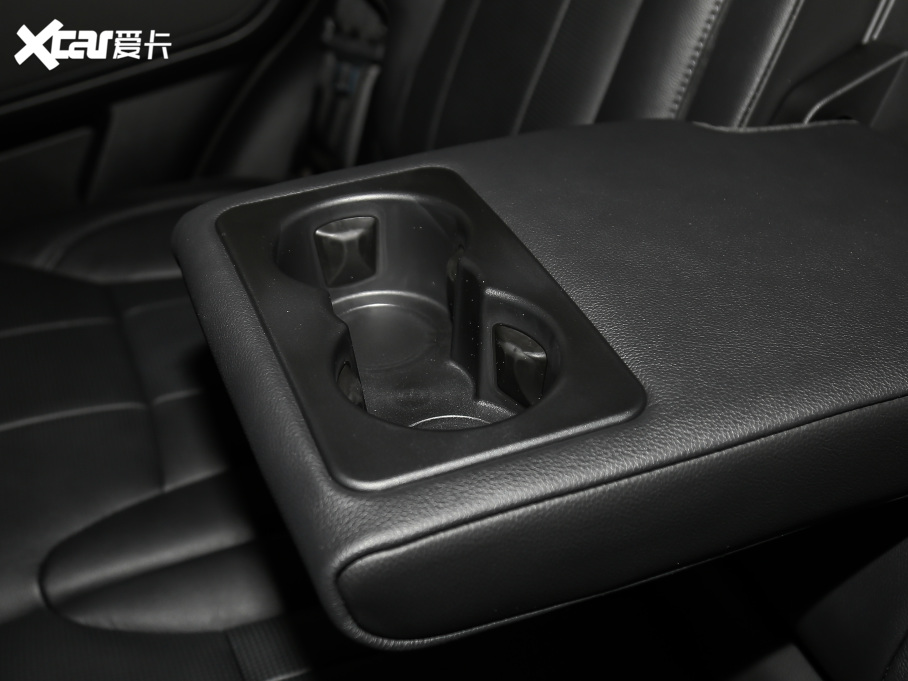 2020l(f)F(xin) 3.0 V6 SE