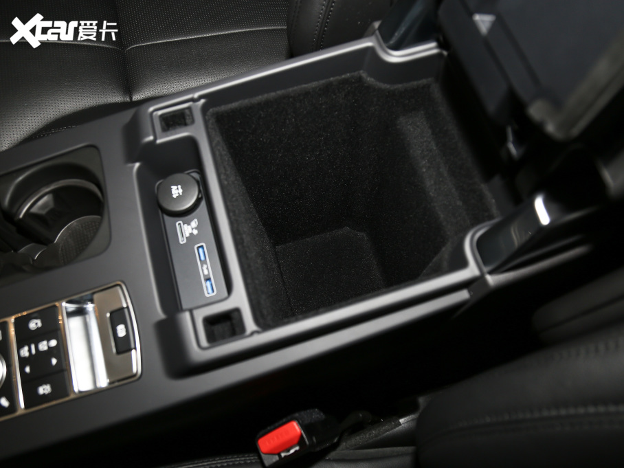 2020l(f)F(xin) 3.0 V6 SE