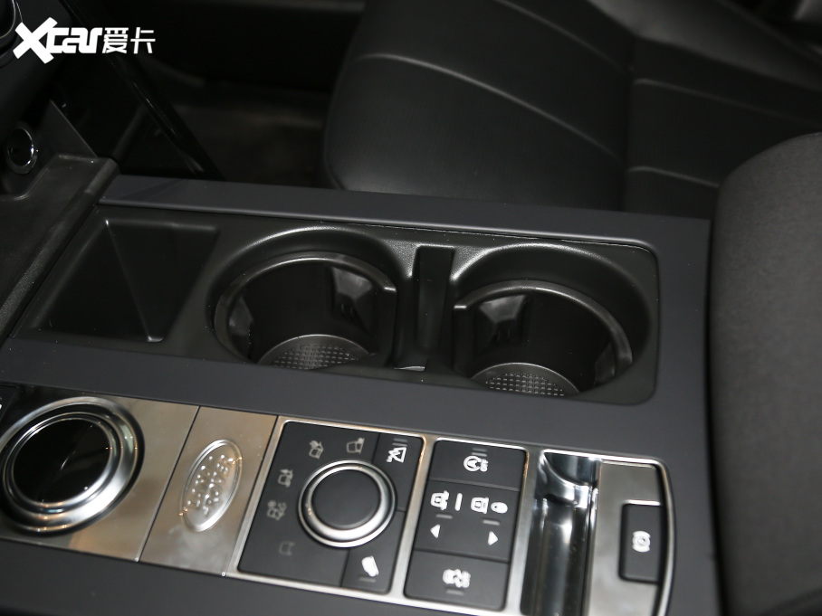 2020l(f)F(xin) 3.0 V6 SE