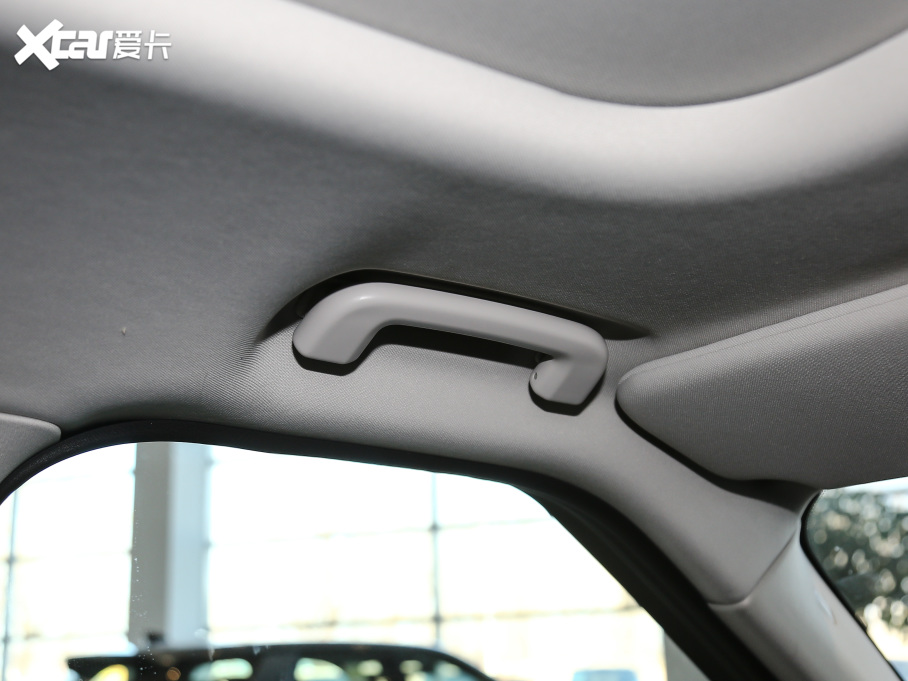 2020l(f)F(xin) 3.0 V6 SE