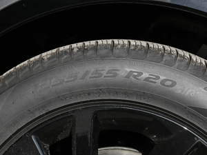 20202.0T 30؄e ݆̥ߴ