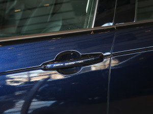 20203.0 V6 SE {T(mn)