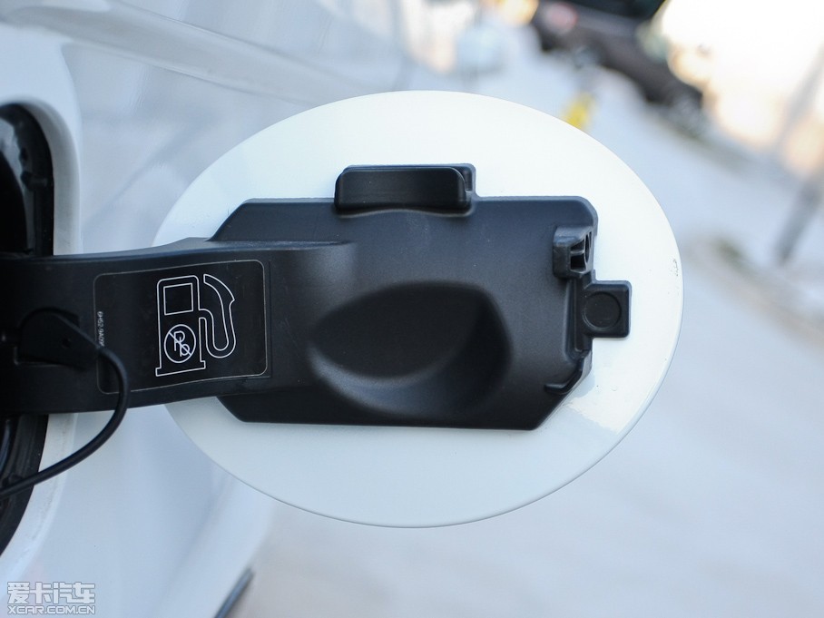 2012��٘O��(�M��) 2.0T 3�Tҫ�°�