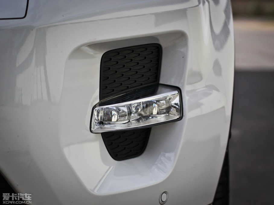 2012��٘O��(�M(j��n)��) 2.0T 3�Tҫ��(d��ng)��