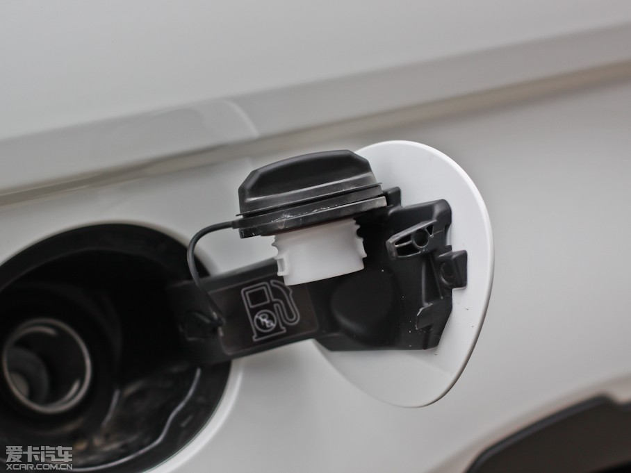 2012��٘O��(�M��) 2.0T 3�Tҫ�Ӱ�