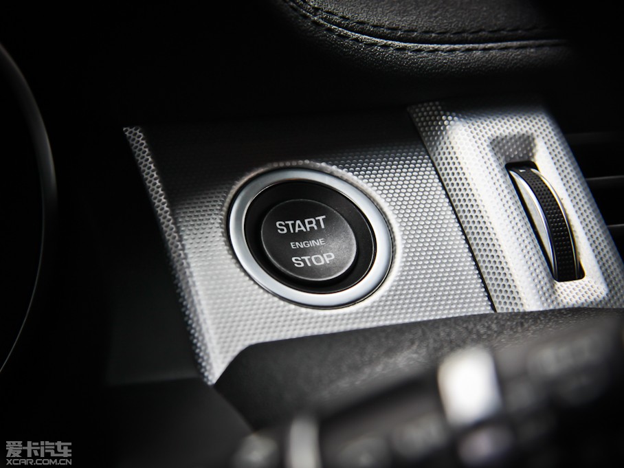 2012��٘O��(�M(j��n)��) 2.0T 3�Tҫ��(d��ng)��