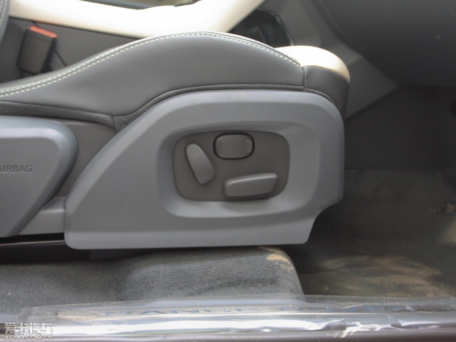 2012��٘O��(�M(j��n)��) 2.0T 5�Tҫ��(d��ng)��