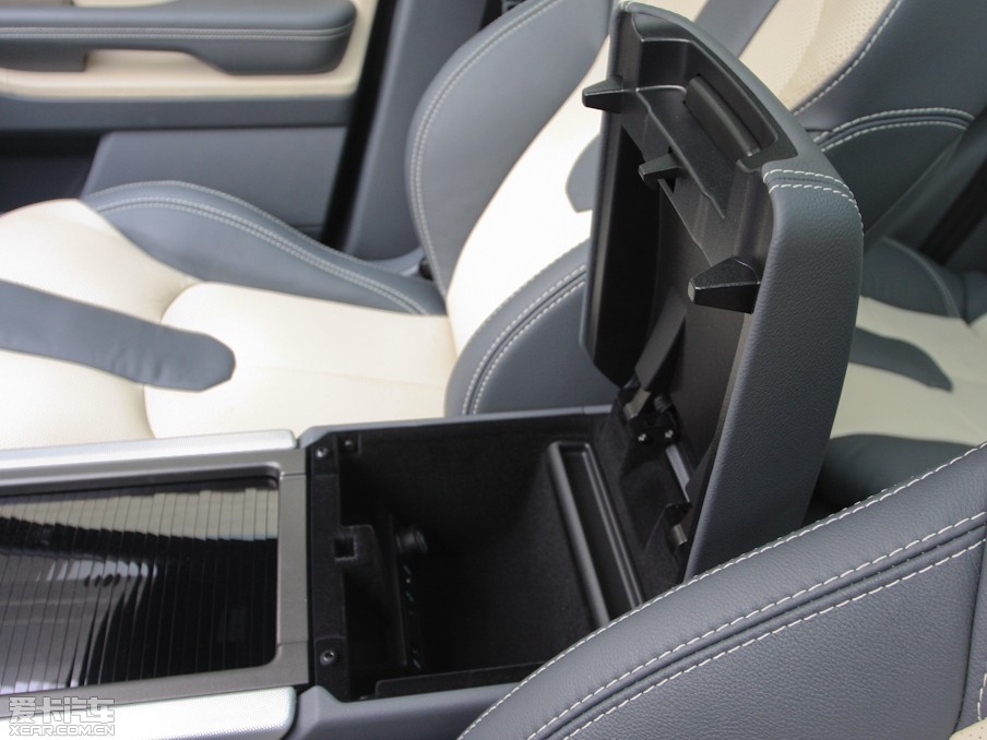 2012��٘O��(�M(j��n)��) 2.0T 5�Tҫ��(d��ng)��