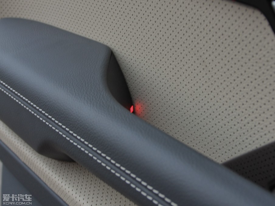 2012��٘O��(�M��) 2.0T 5�Tҫ�Ӱ�