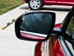 2012��2.0T 5�Tҫ�°� �������^