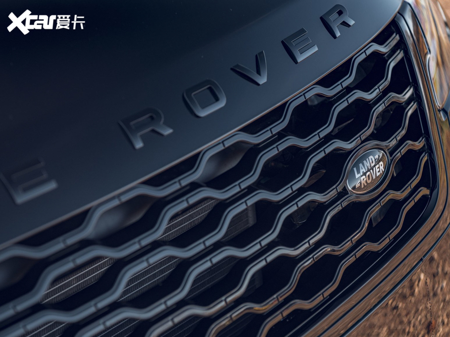 2020} R-Dynamic Black