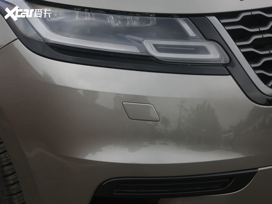 2020} 250PS R-Dynamic S