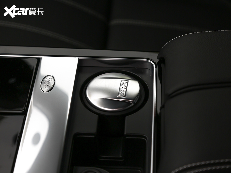 2020} 250PS R-Dynamic S