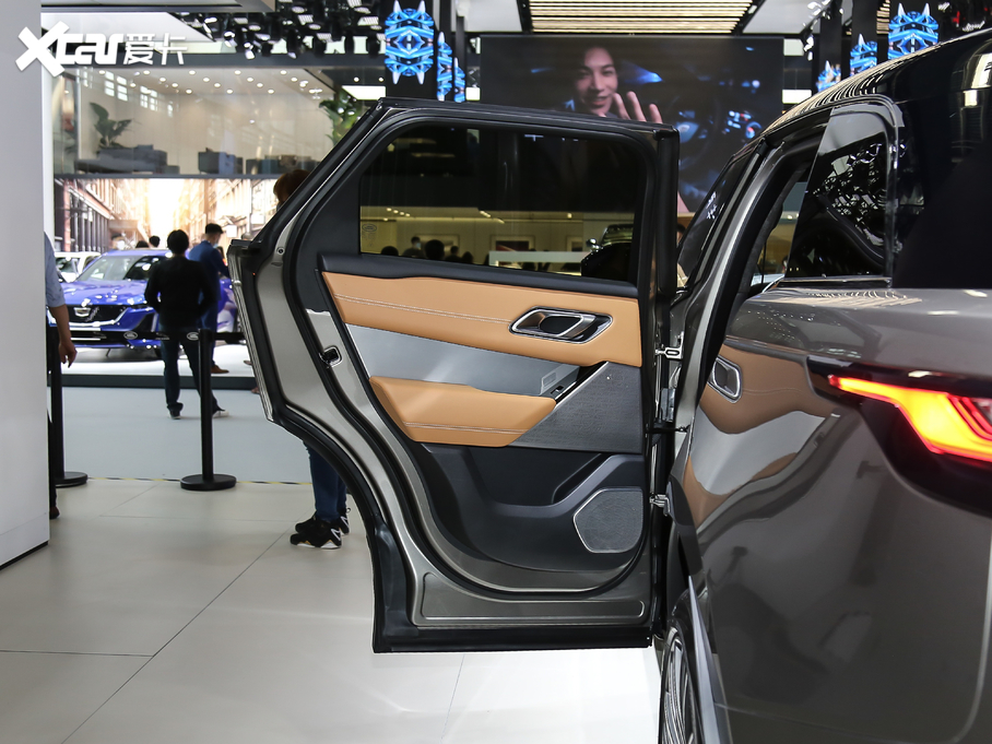 2020} 380PS R-Dynamic HSE