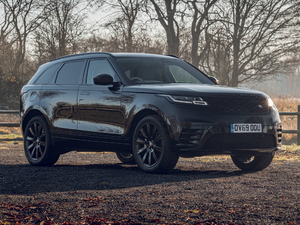 2020R-Dynamic Black w^