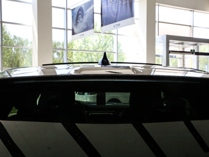 2020380PS R-Dynamic SE ^