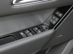 2020250PS R-Dynamic S {܇(ch)ƅ^(q)	