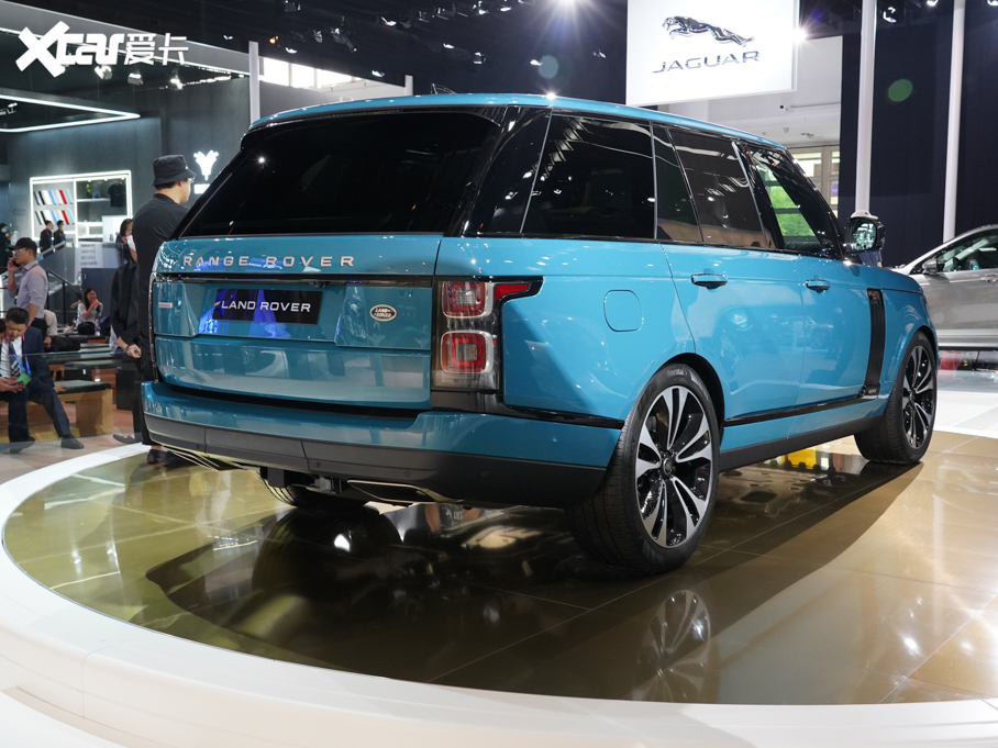 2021 3.0 L6 50LƼo