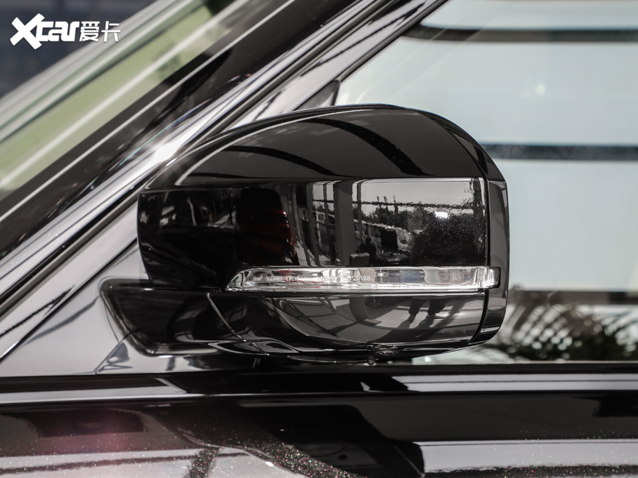 2021 3.0 L6 50LƼo