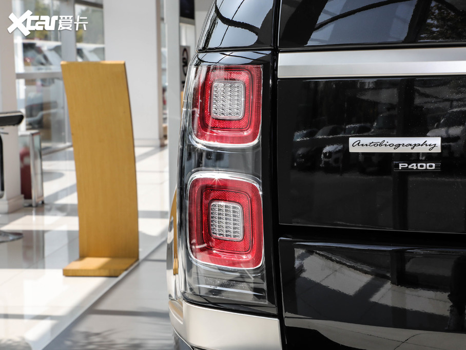 2021 3.0 L6 50LƼo