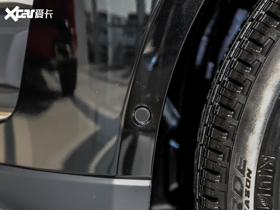 2021 3.0 L6 50LƼo