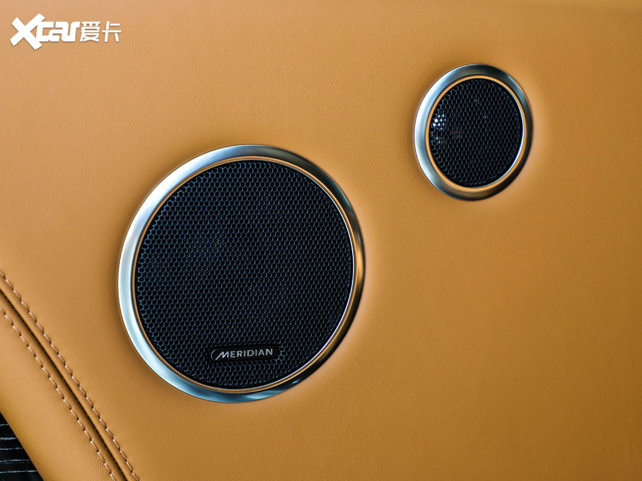 2021 3.0 L6 50LƼo