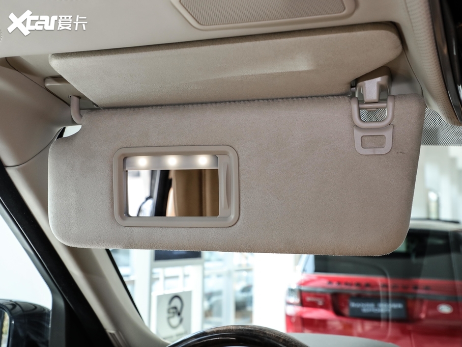 2021 3.0 L6 50LƼo