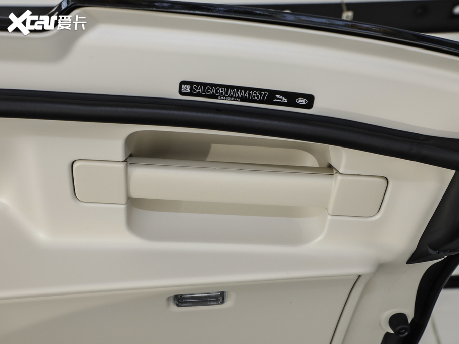 2021 3.0 L6 50LƼo