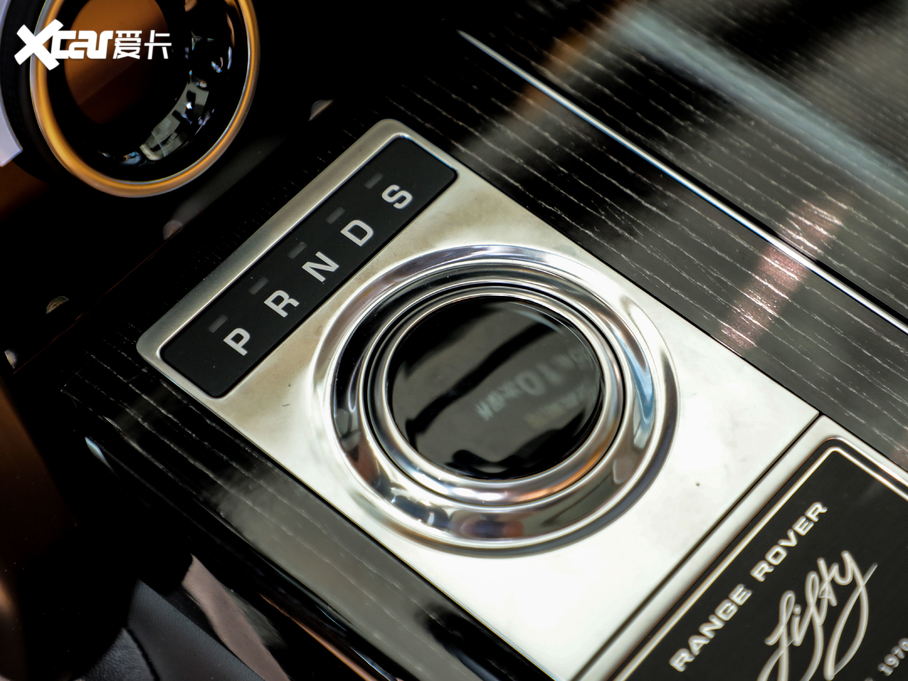 2021 3.0 L6 50LƼo