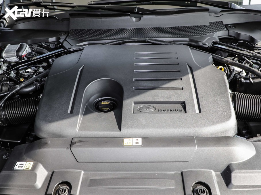 2021 3.0 L6 50LƼo