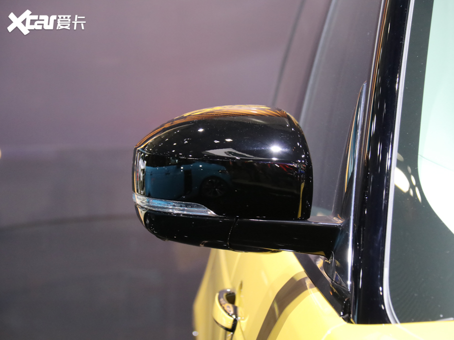 2021 3.0 L6 50LƼo