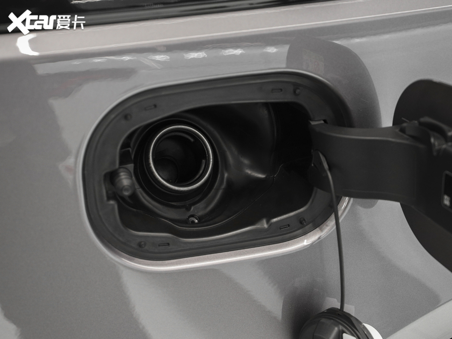 2021 5.0 SC V8 SVAp儓L