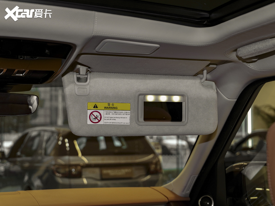 2021��� 5.0 SC V8 SVA�p�儓�����L��