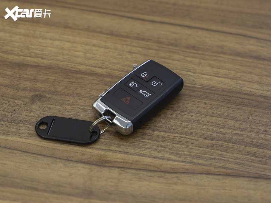 2021 5.0 SC V8 SVAp儓L